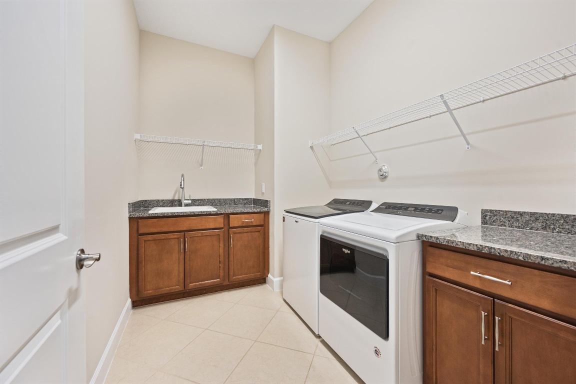 15268 Goldfinch Circle, Westlake