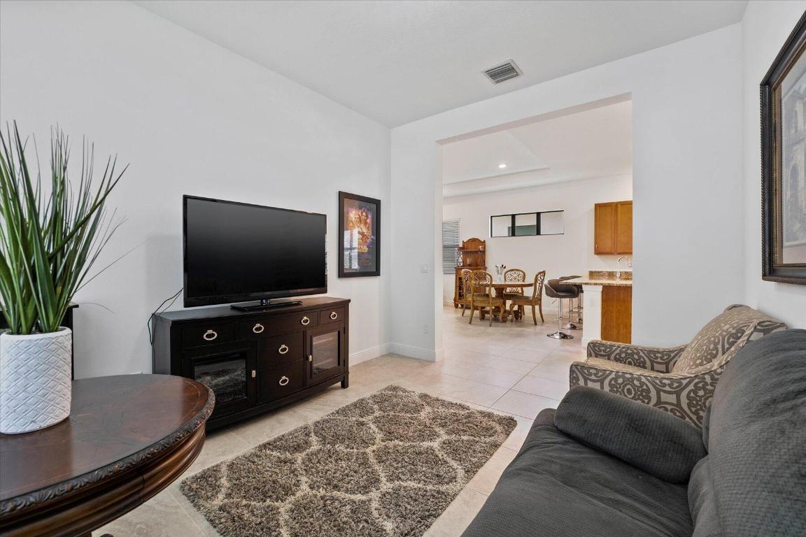 5409 Santa Rosa Lane