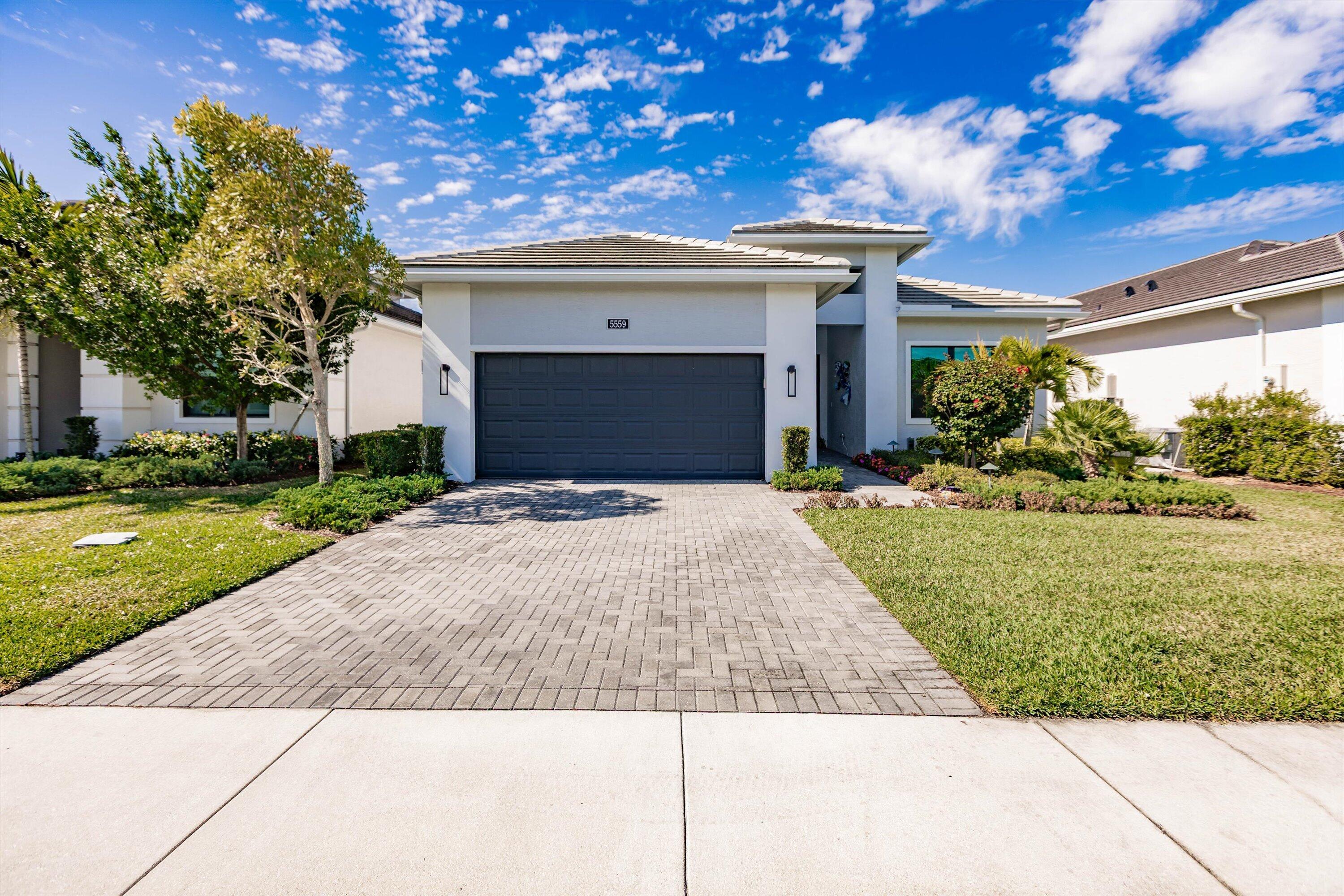 5559 Captiva Lane