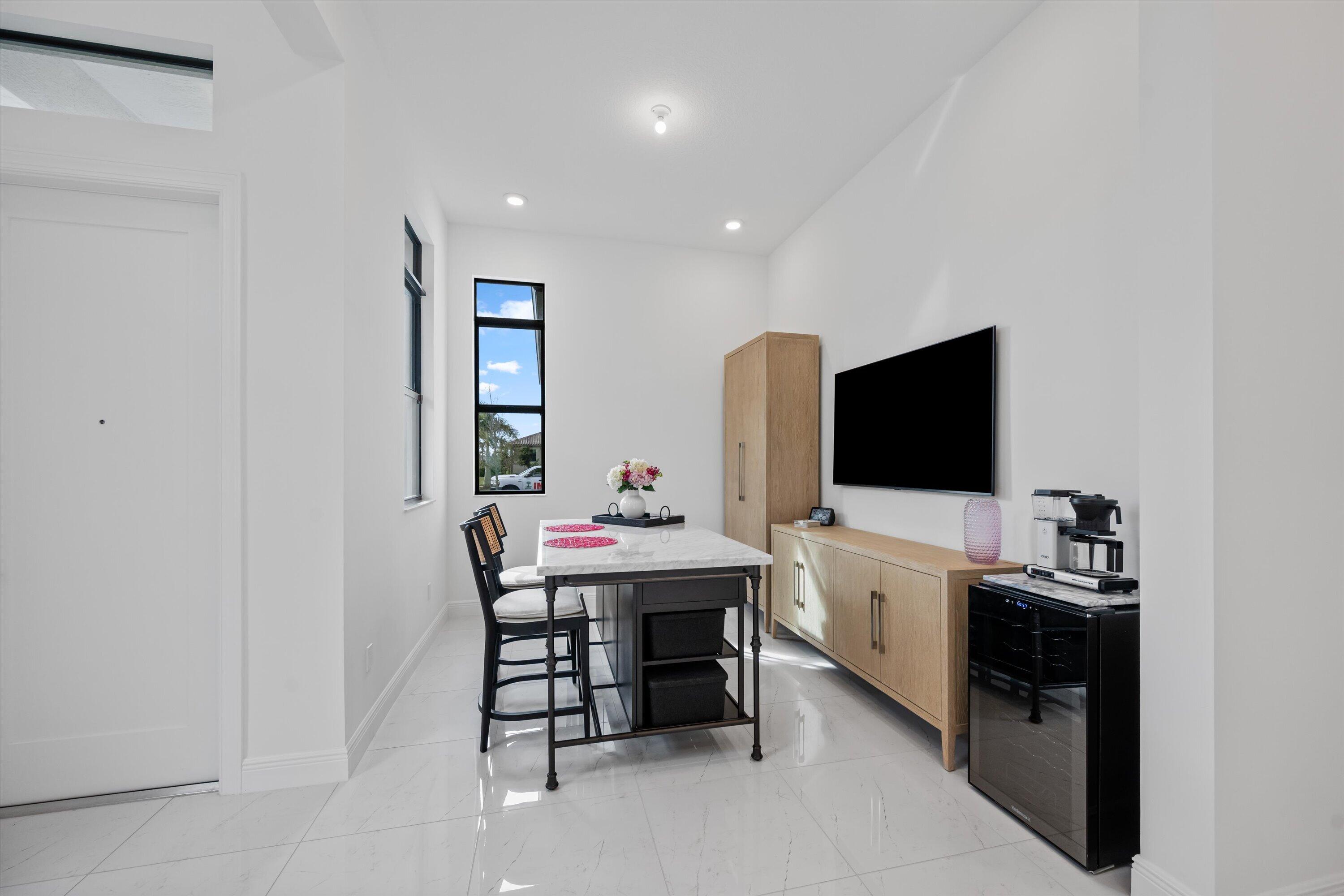 4891 Rivo Alto Circle