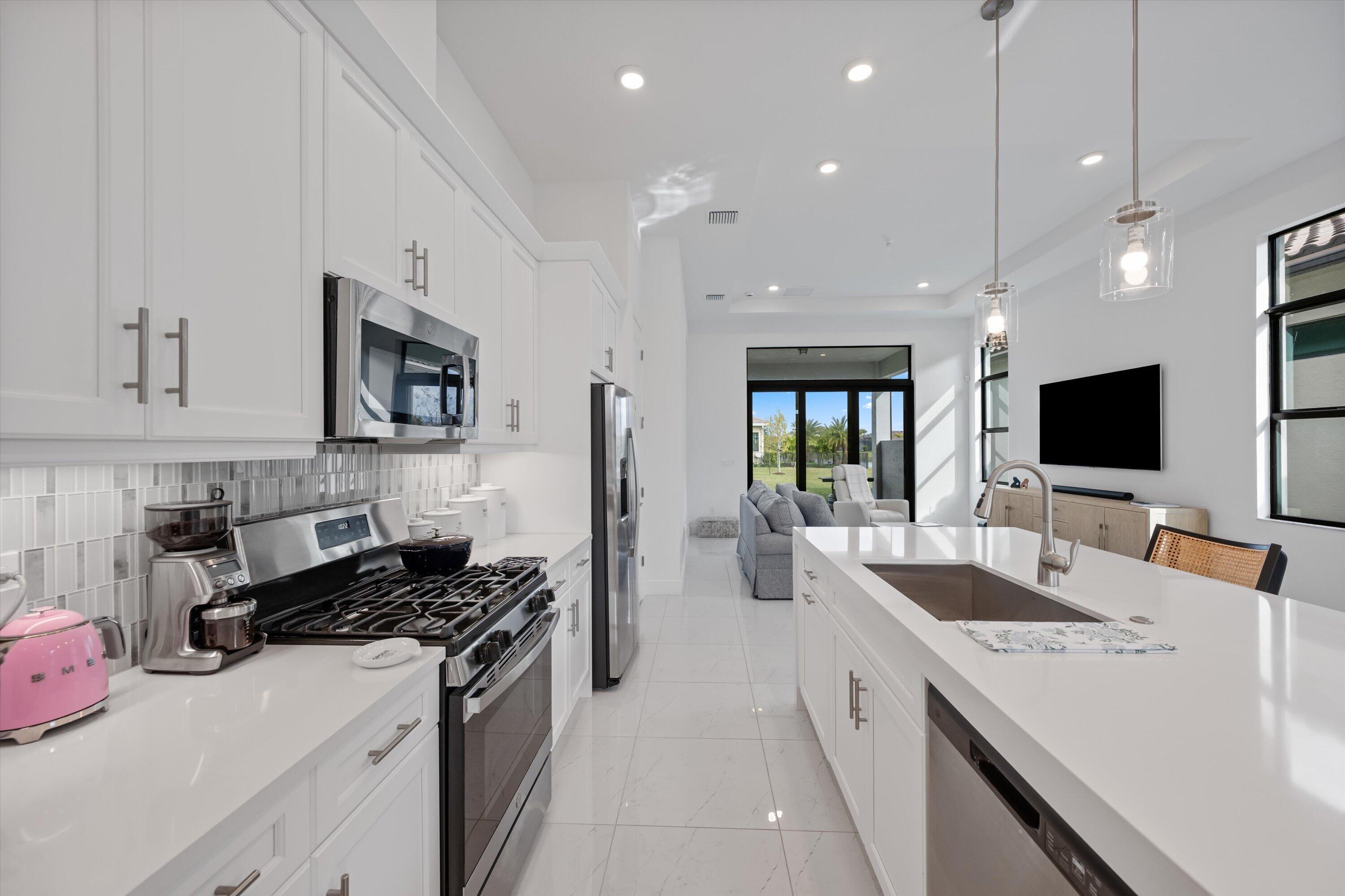 4891 Rivo Alto Circle