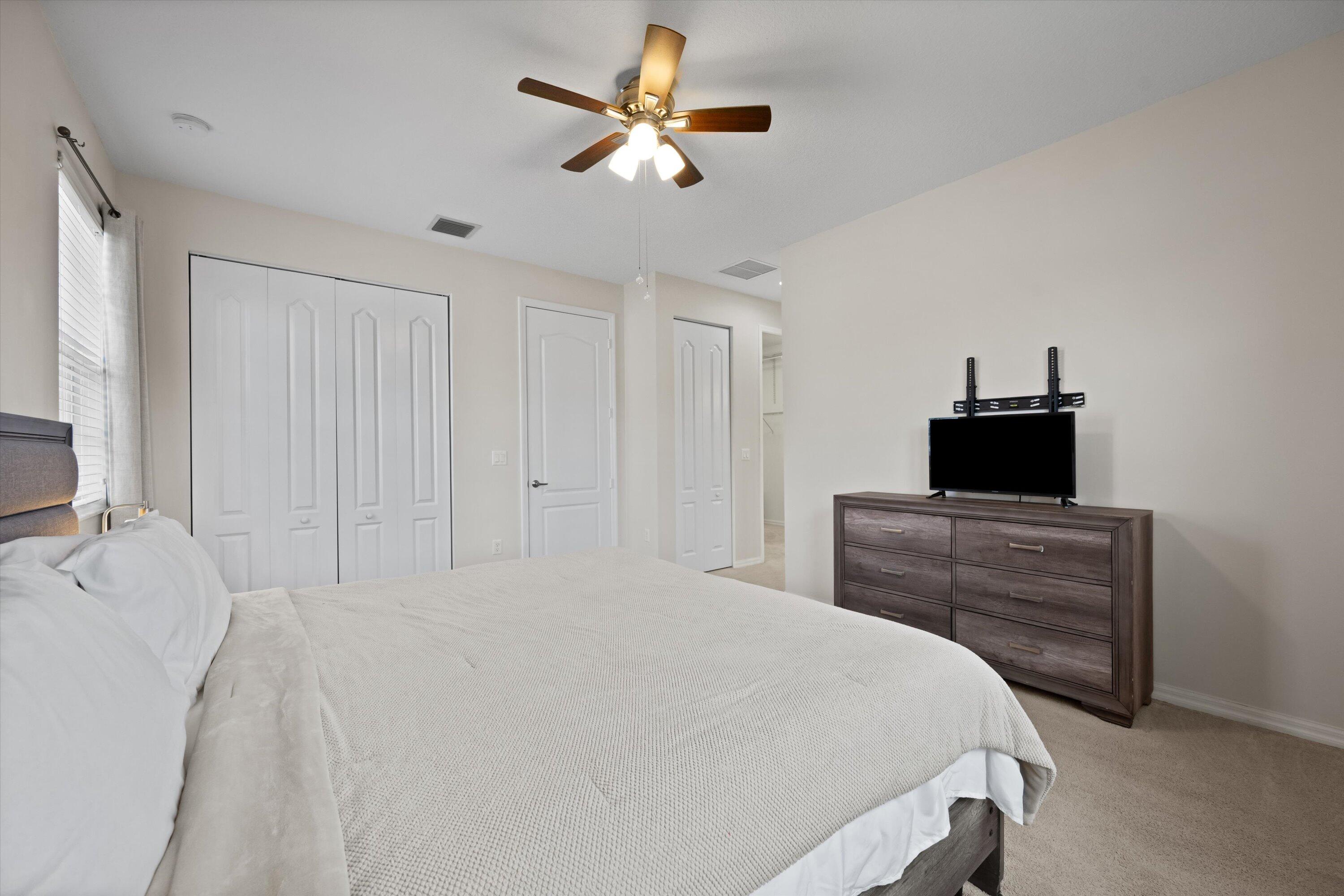 4581 Tara Cove Way Way