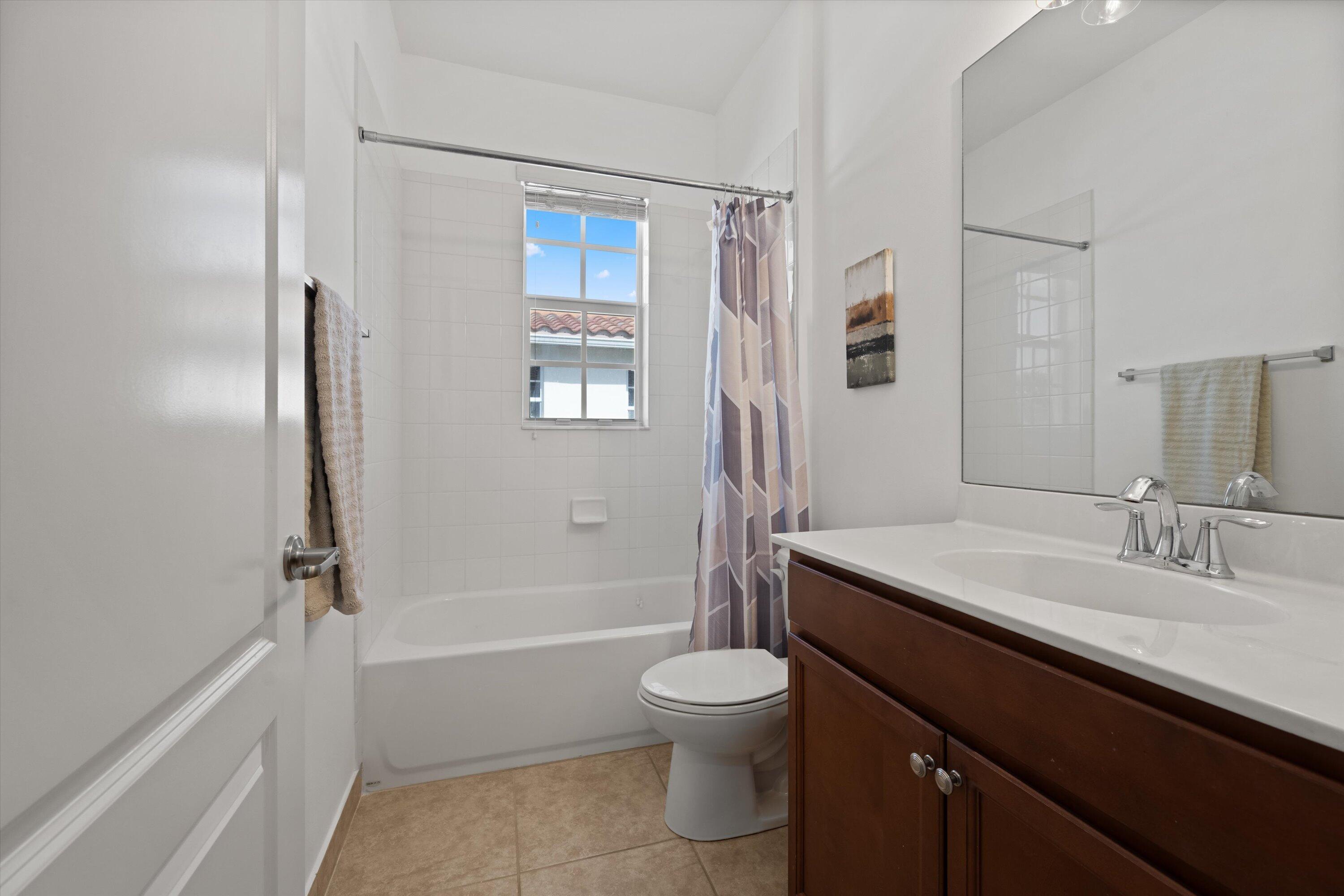 4581 Tara Cove Way Way