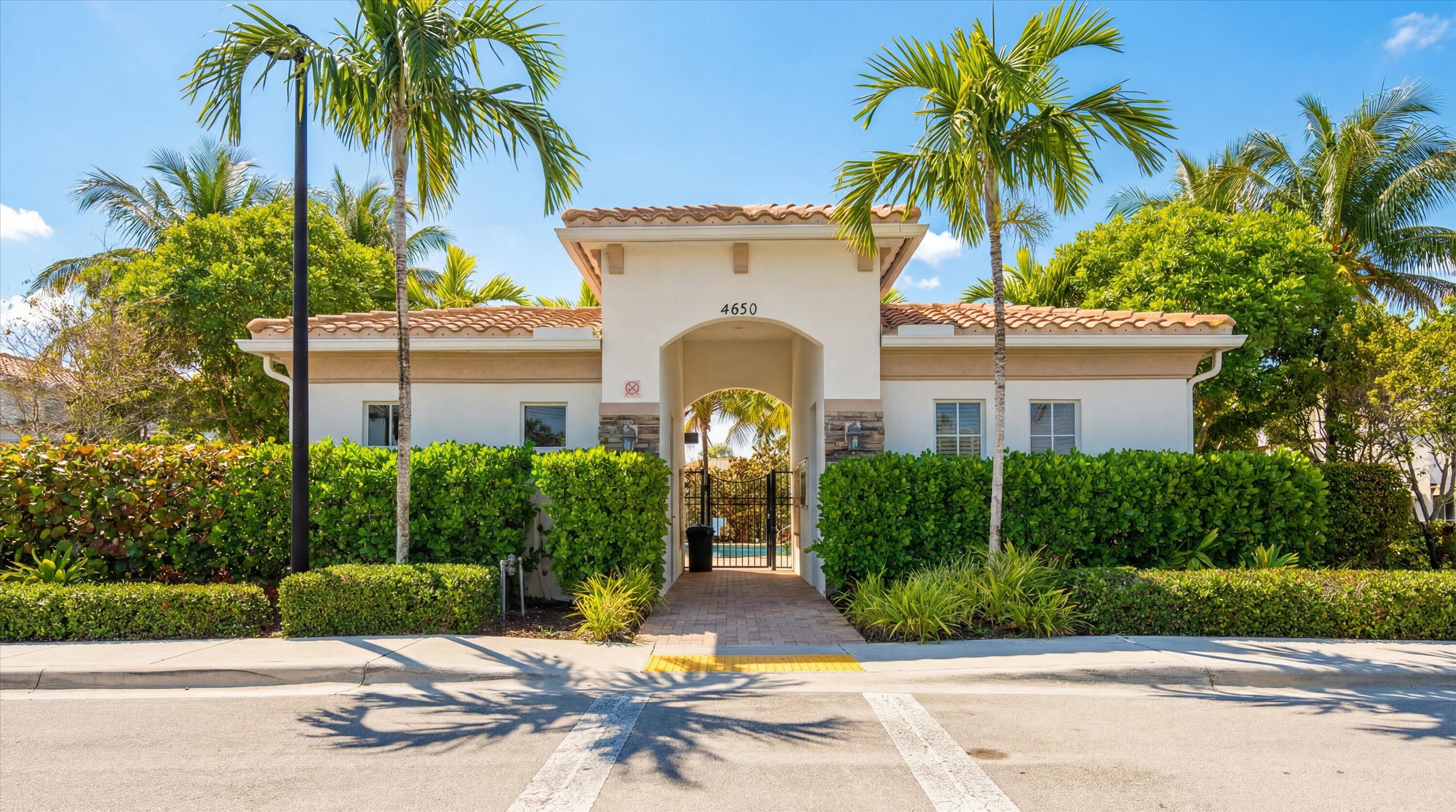 4581 Tara Cove Way Way