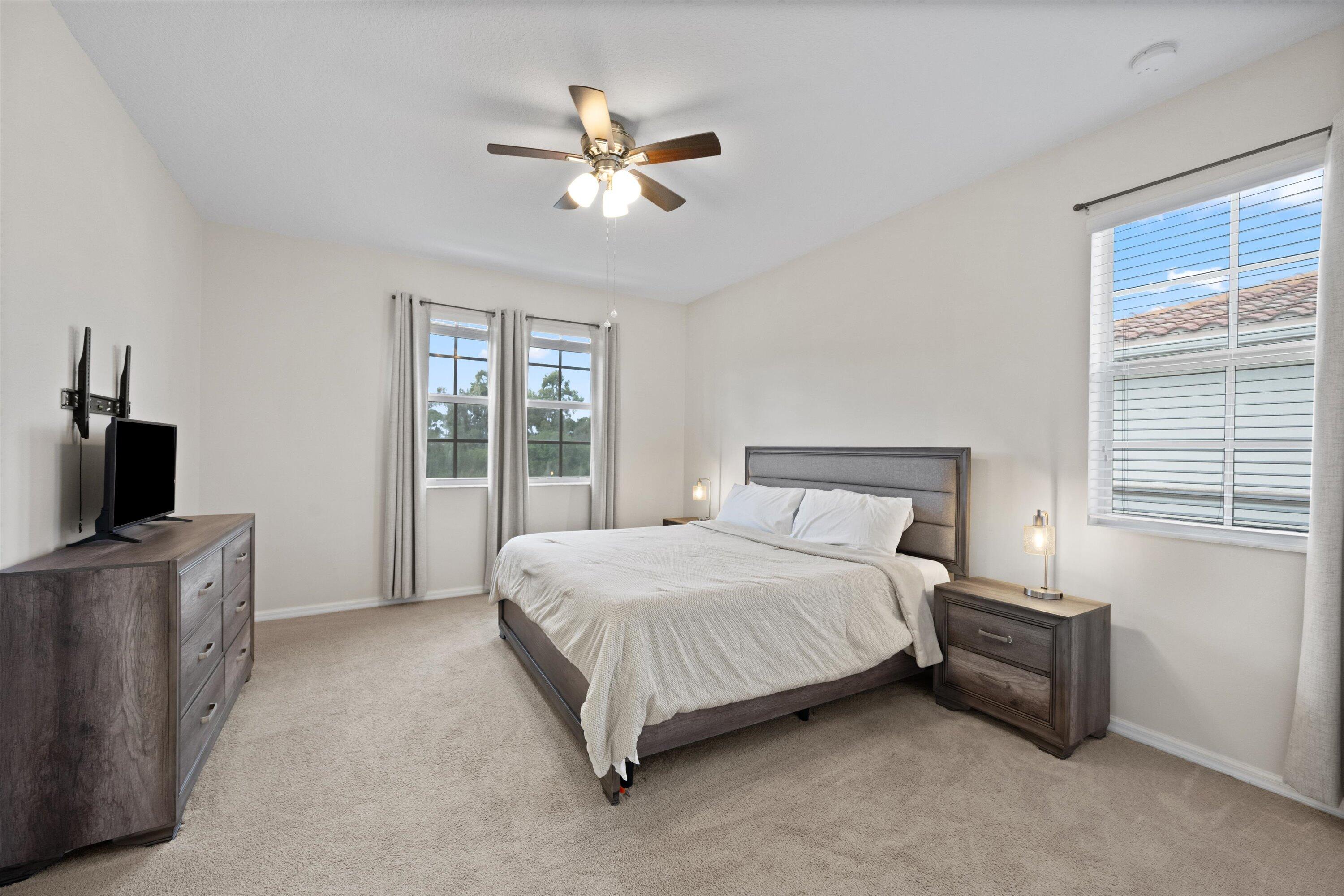 4581 Tara Cove Way Way