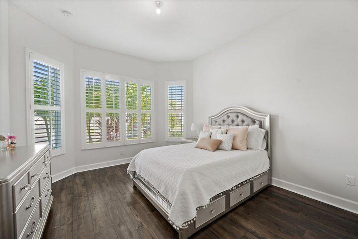 15557 Goldfinch Circle