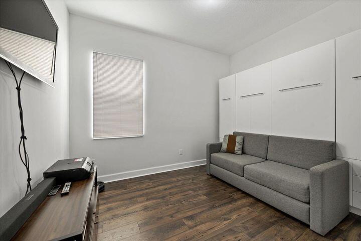 15557 Goldfinch Circle