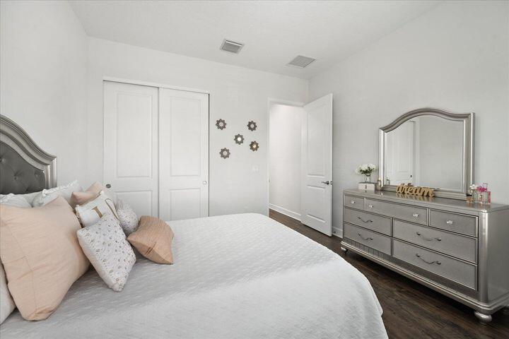 15557 Goldfinch Circle