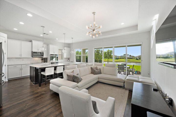 15557 Goldfinch Circle