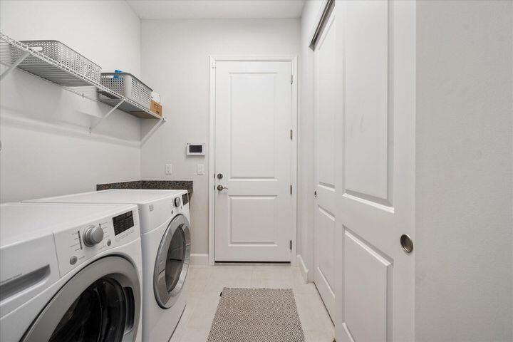 15557 Goldfinch Circle