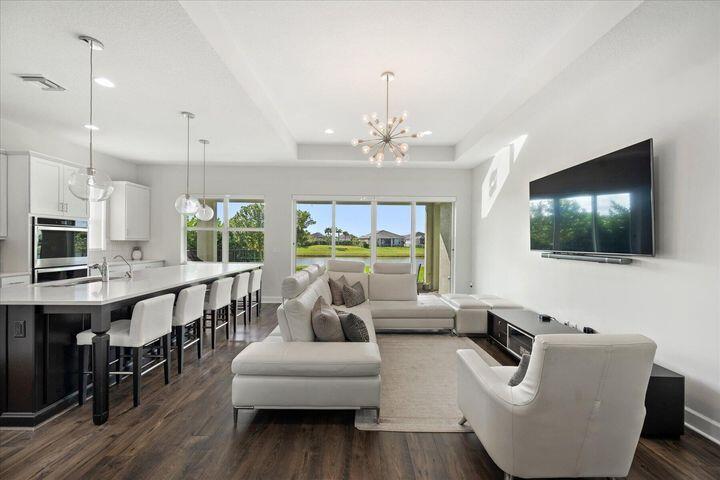 15557 Goldfinch Circle