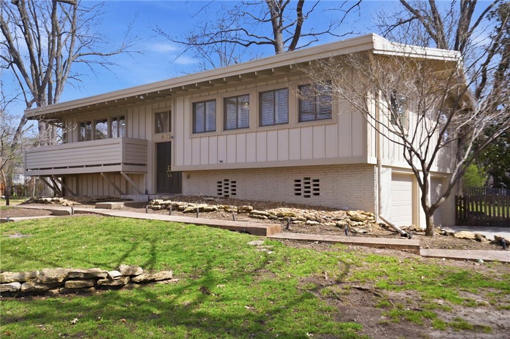 8329 Reinhardt Street