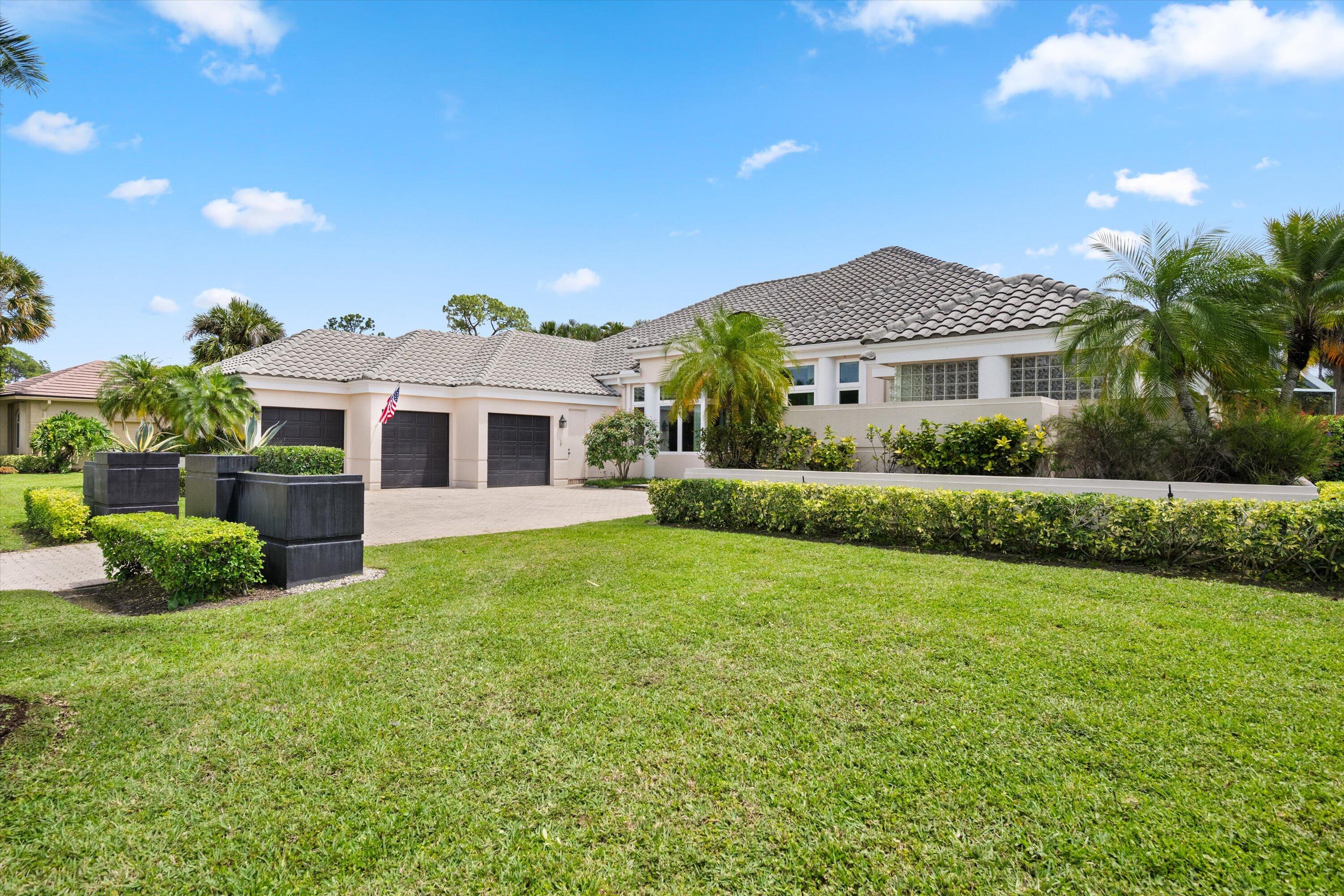 1776 Breakers West Boulevard