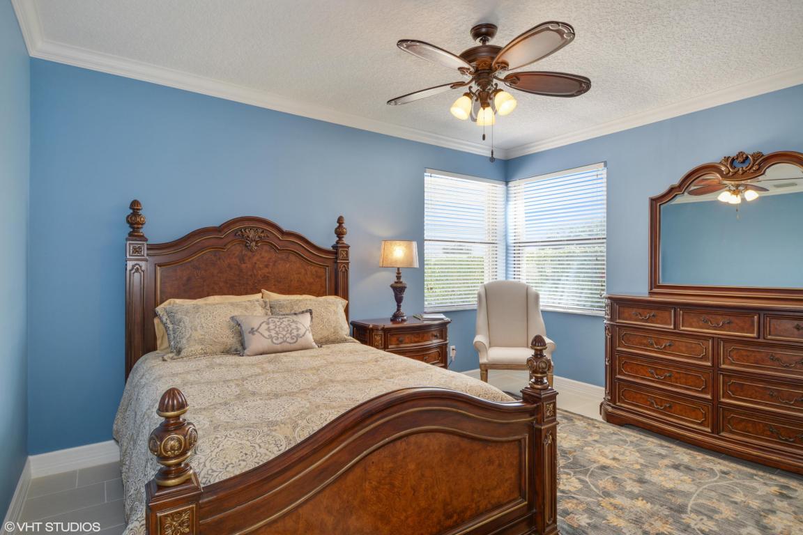 1615 Fairway Terrace