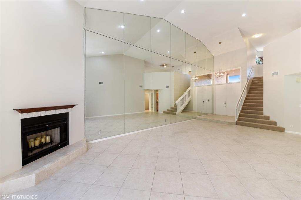 1130 Sand Drift Way B