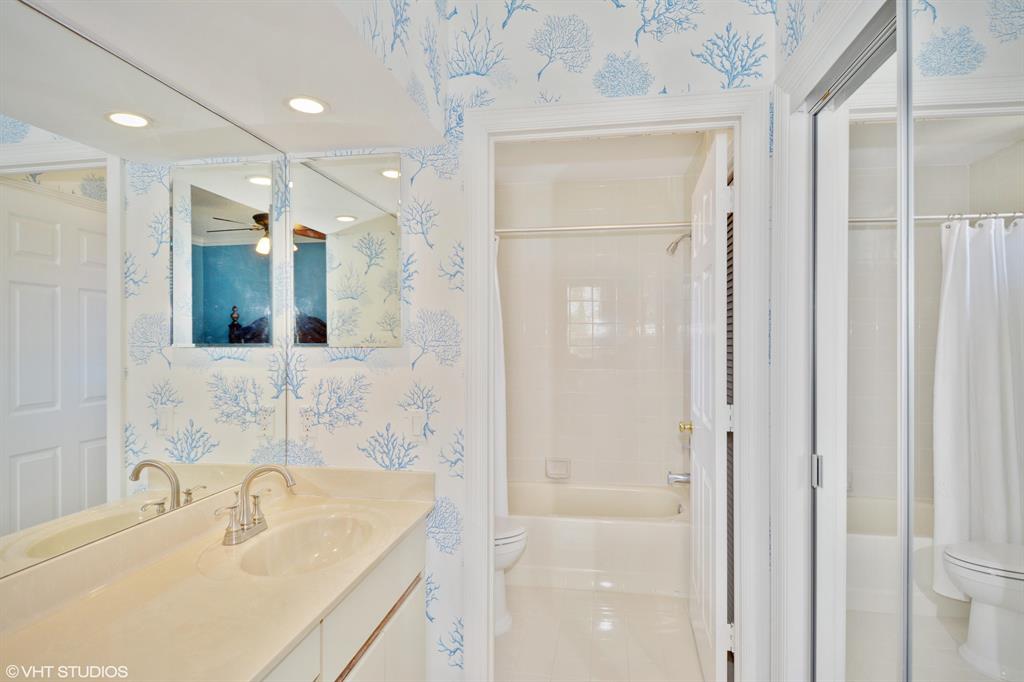 1615 Fairway Terrace