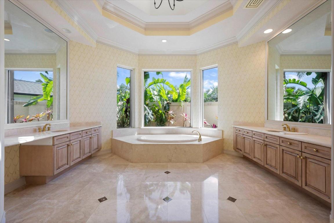 1146 Breakers West Boulevard