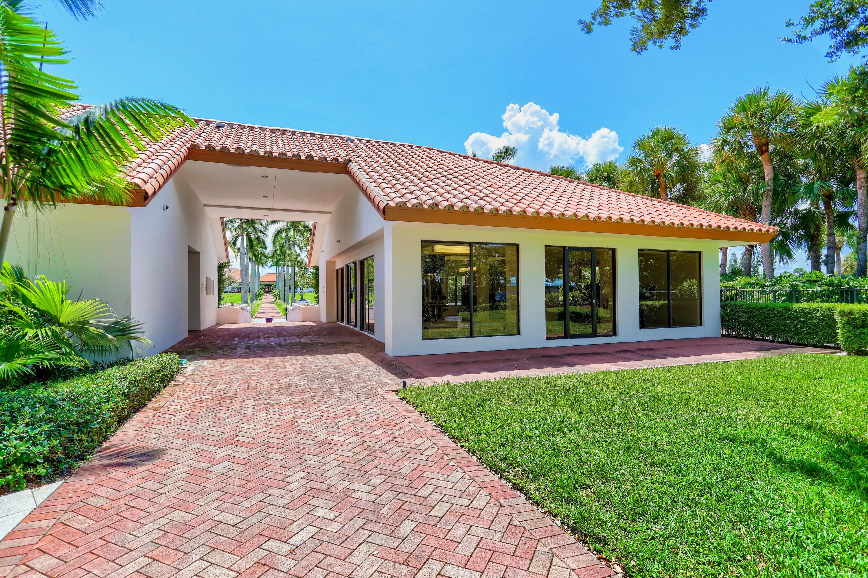 1146 Breakers West Boulevard