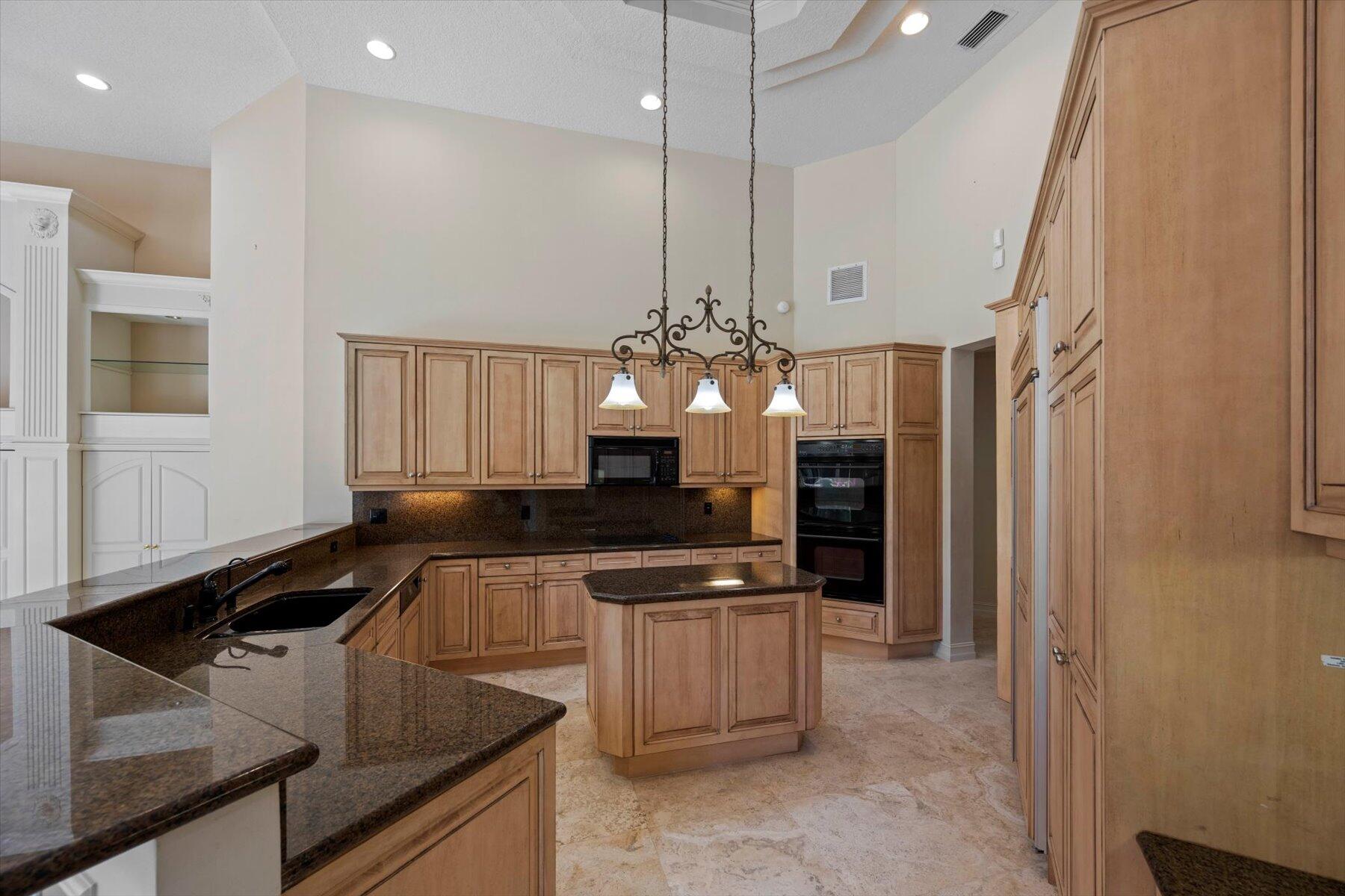 1146 Breakers West Boulevard