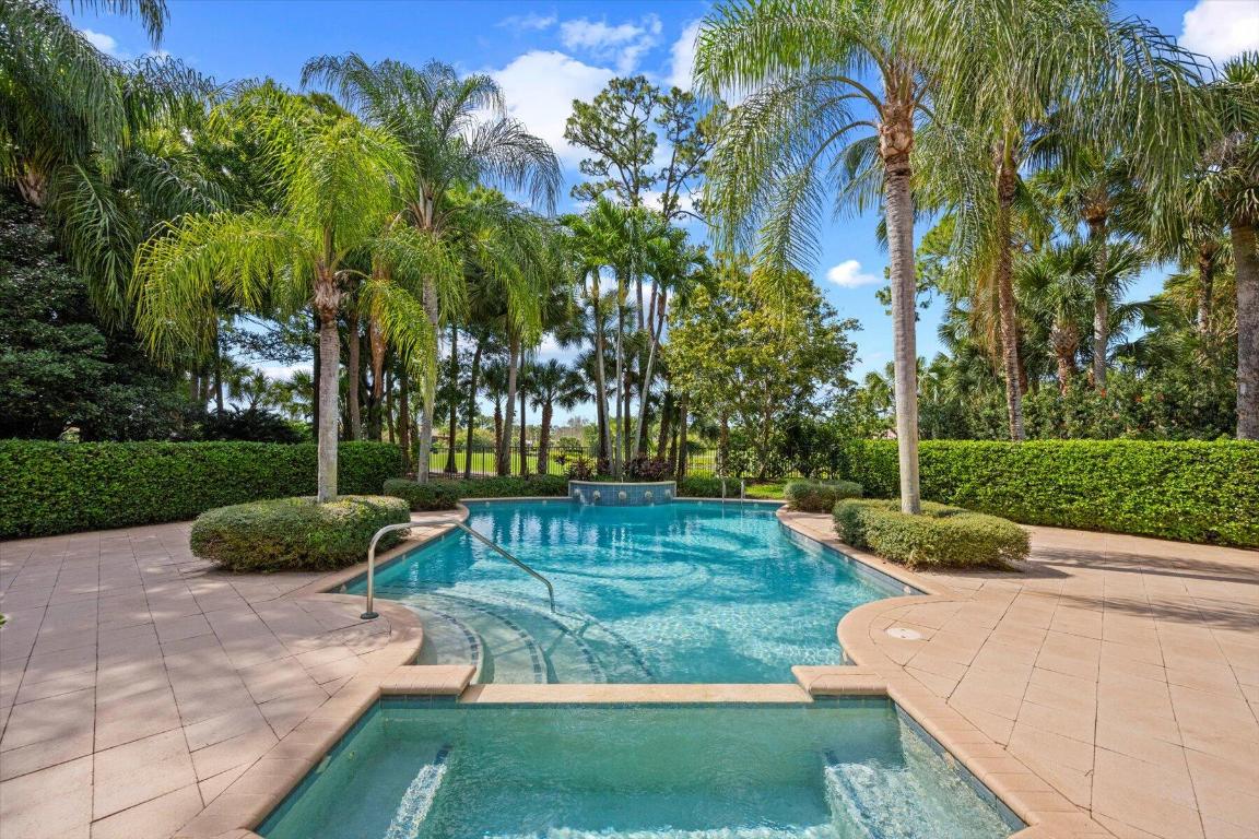 1146 Breakers West Boulevard