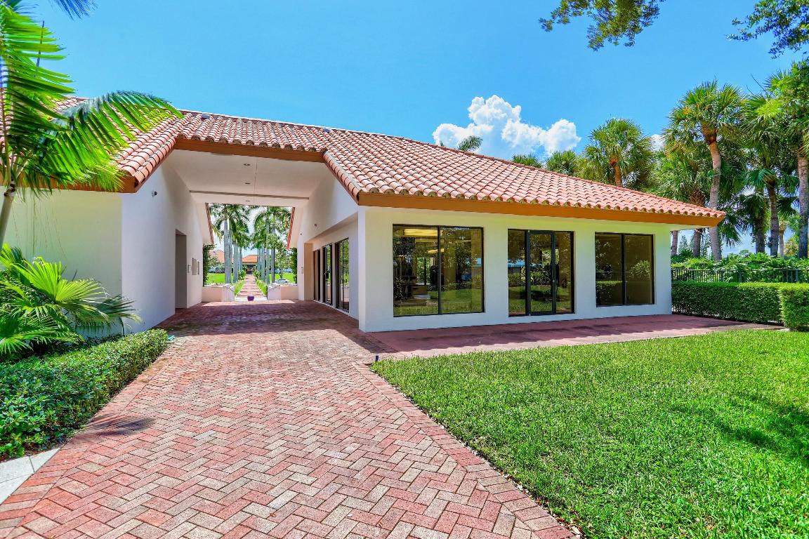 1146 Breakers West Boulevard