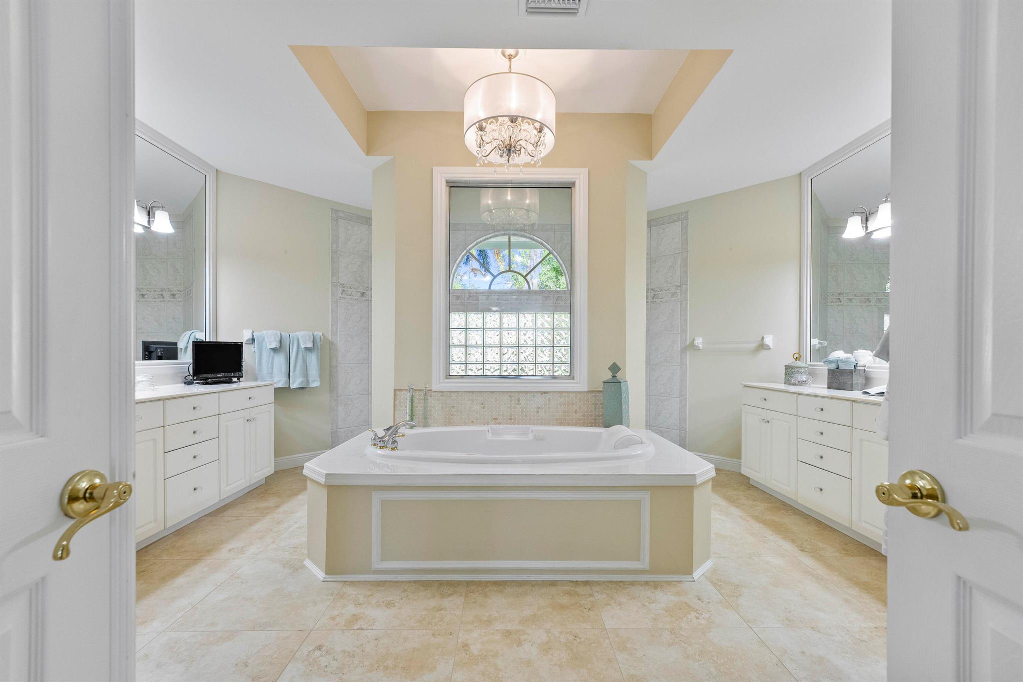 1201 Breakers West Boulevard