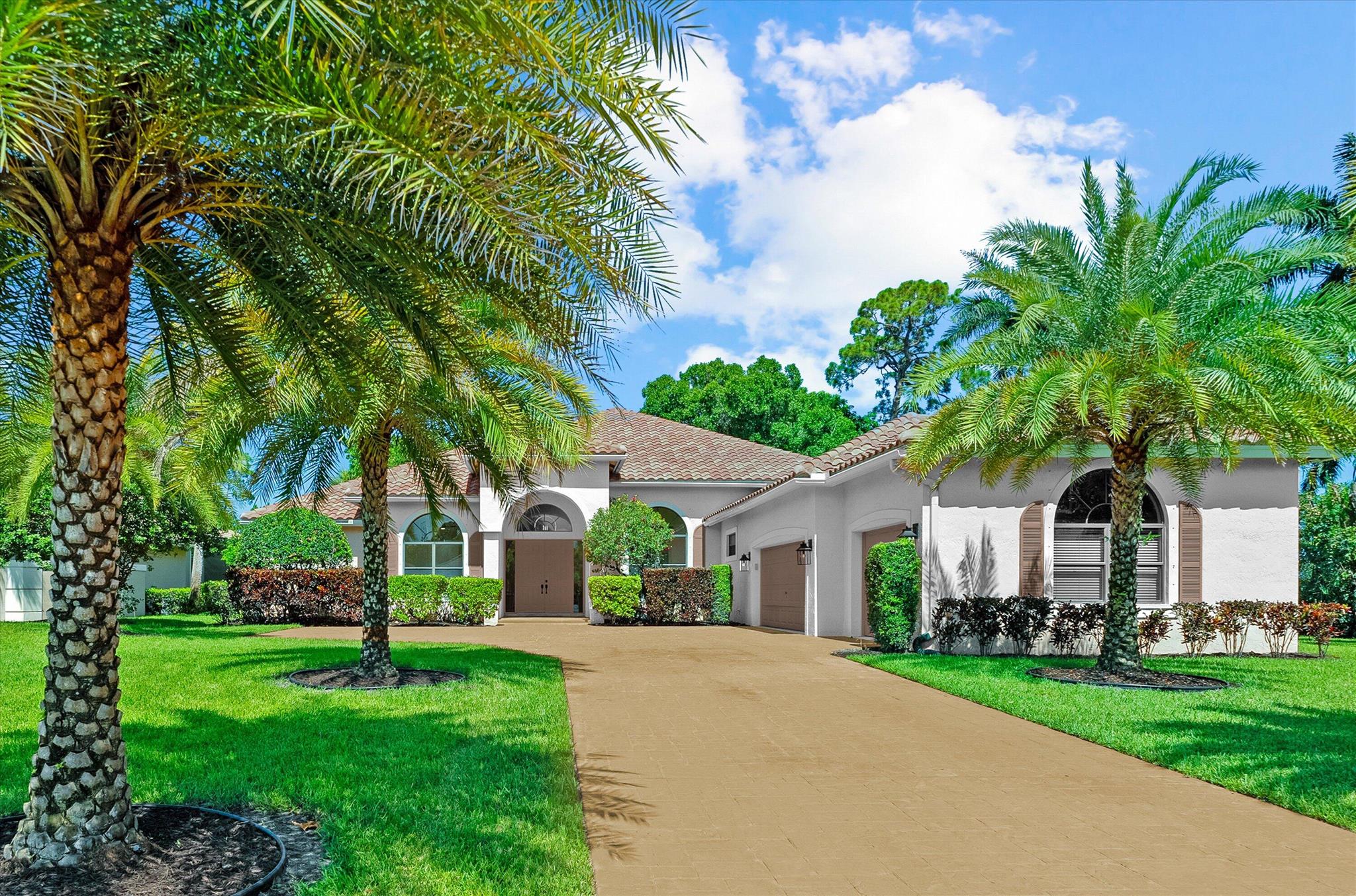 1632 Breakers West Boulevard