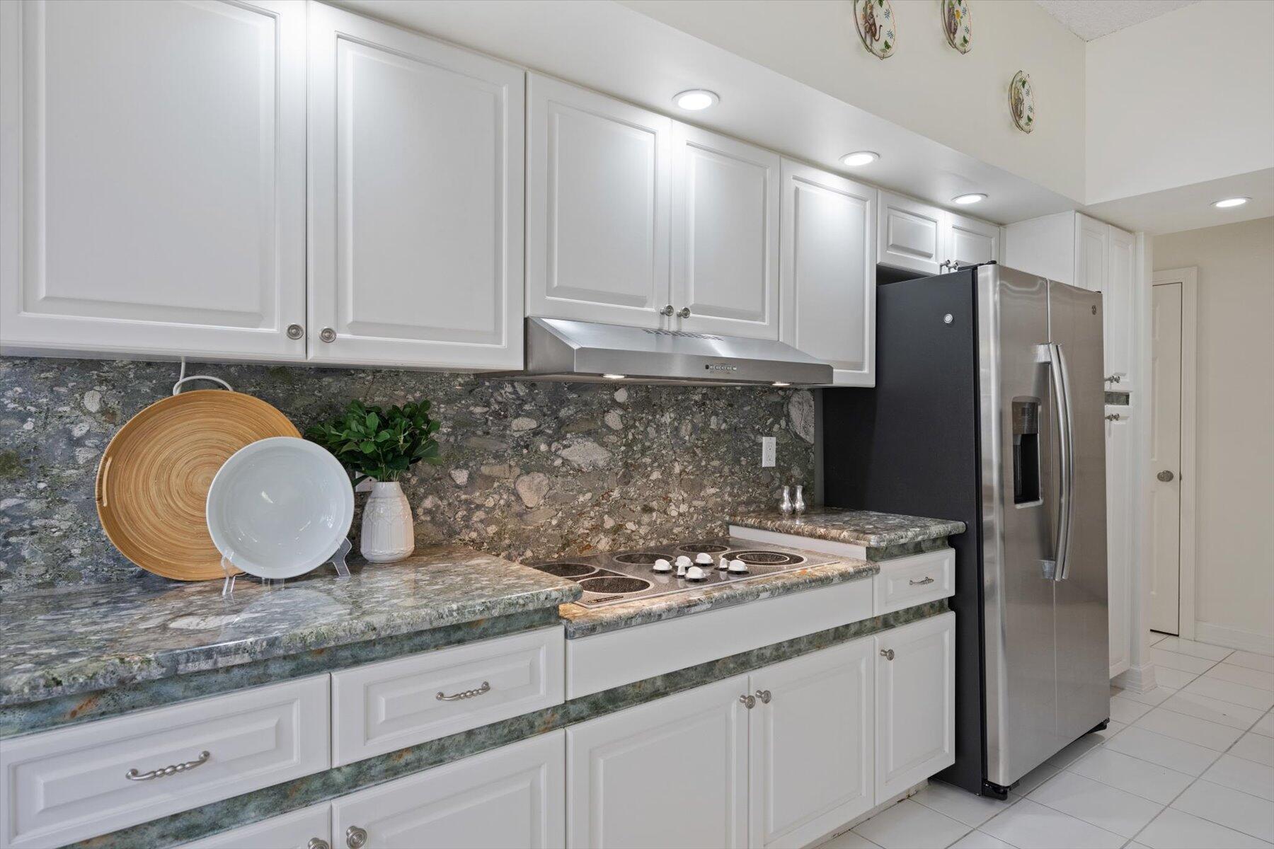 1605 Fairway Terrace