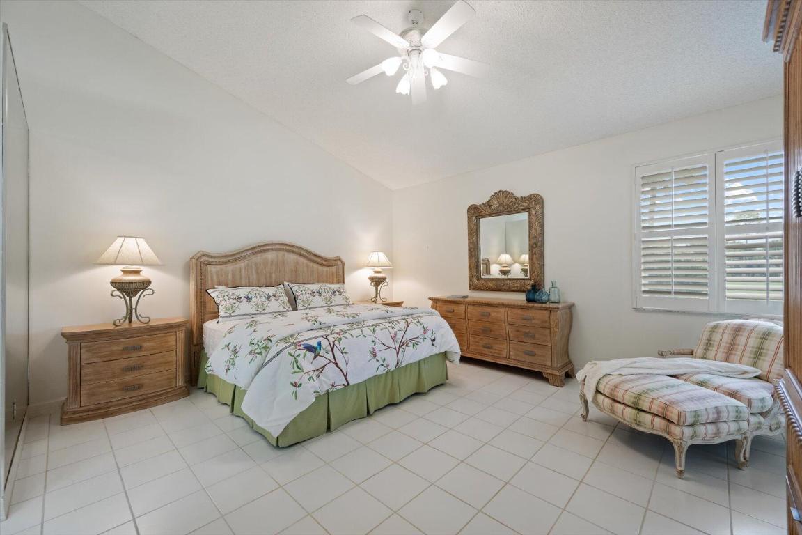 1605 Fairway Terrace