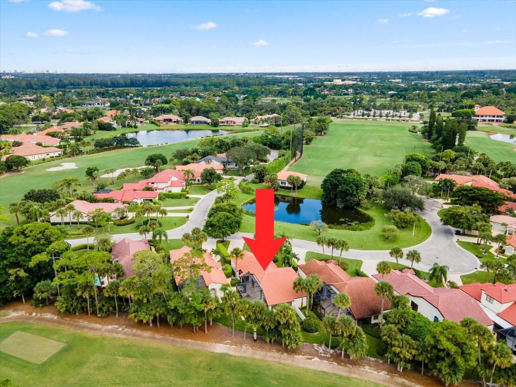 1605 Fairway Terrace