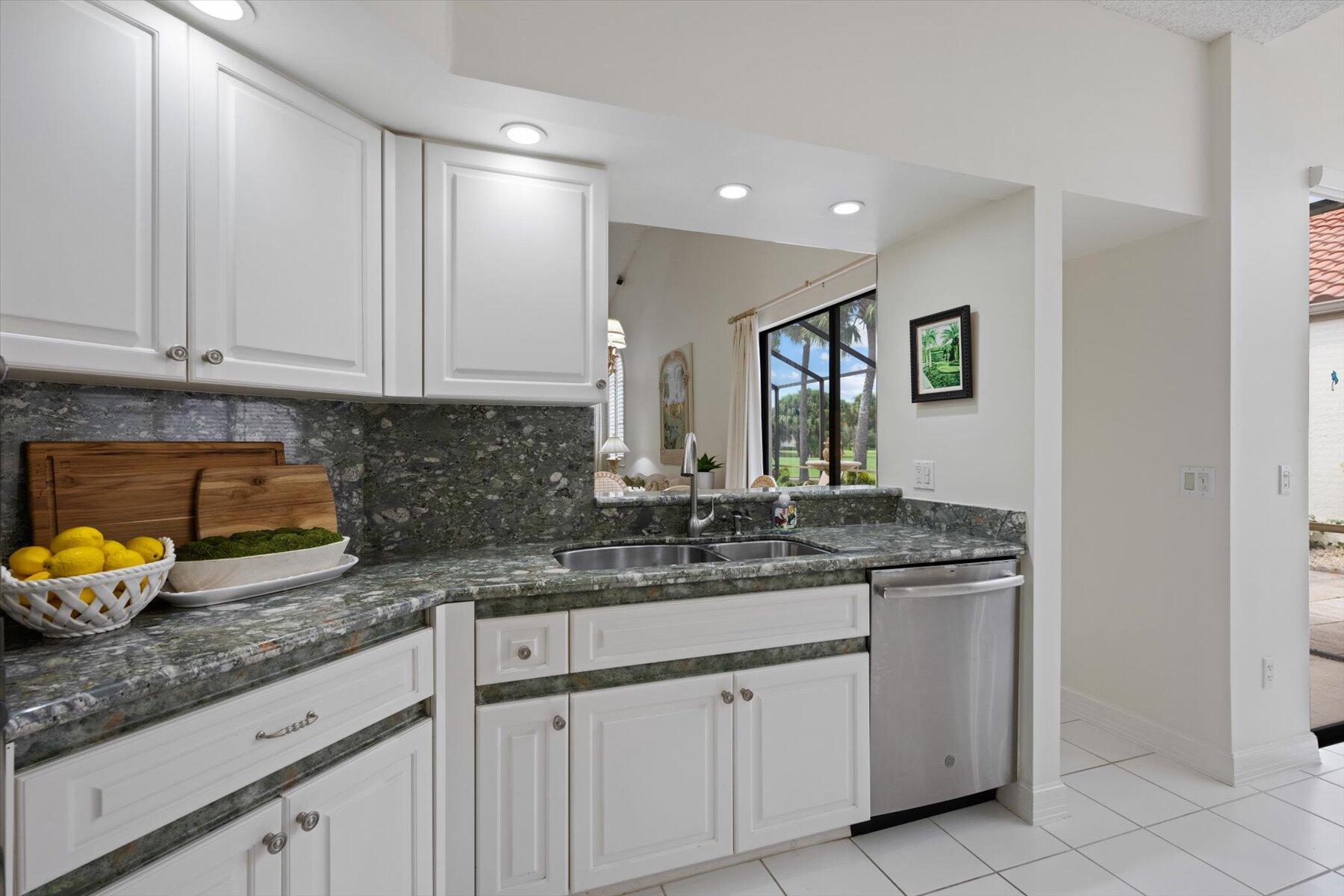 1605 Fairway Terrace