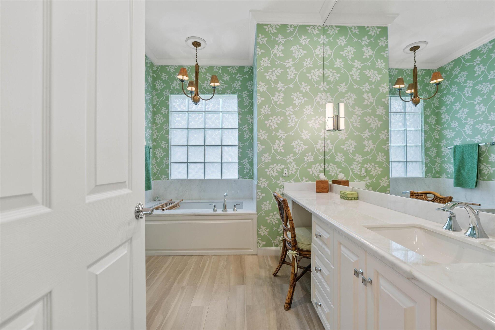 1840 Breakers Pointe Way