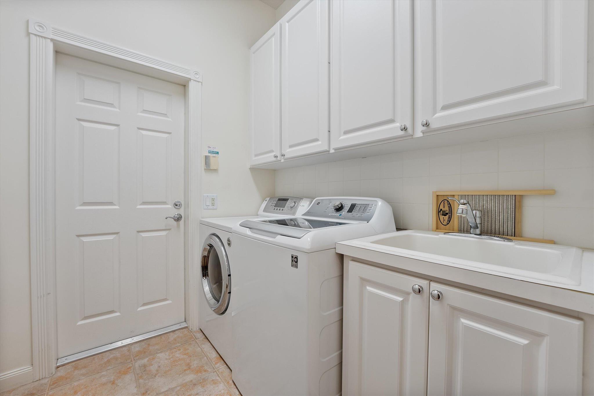 1840 Breakers Pointe Way