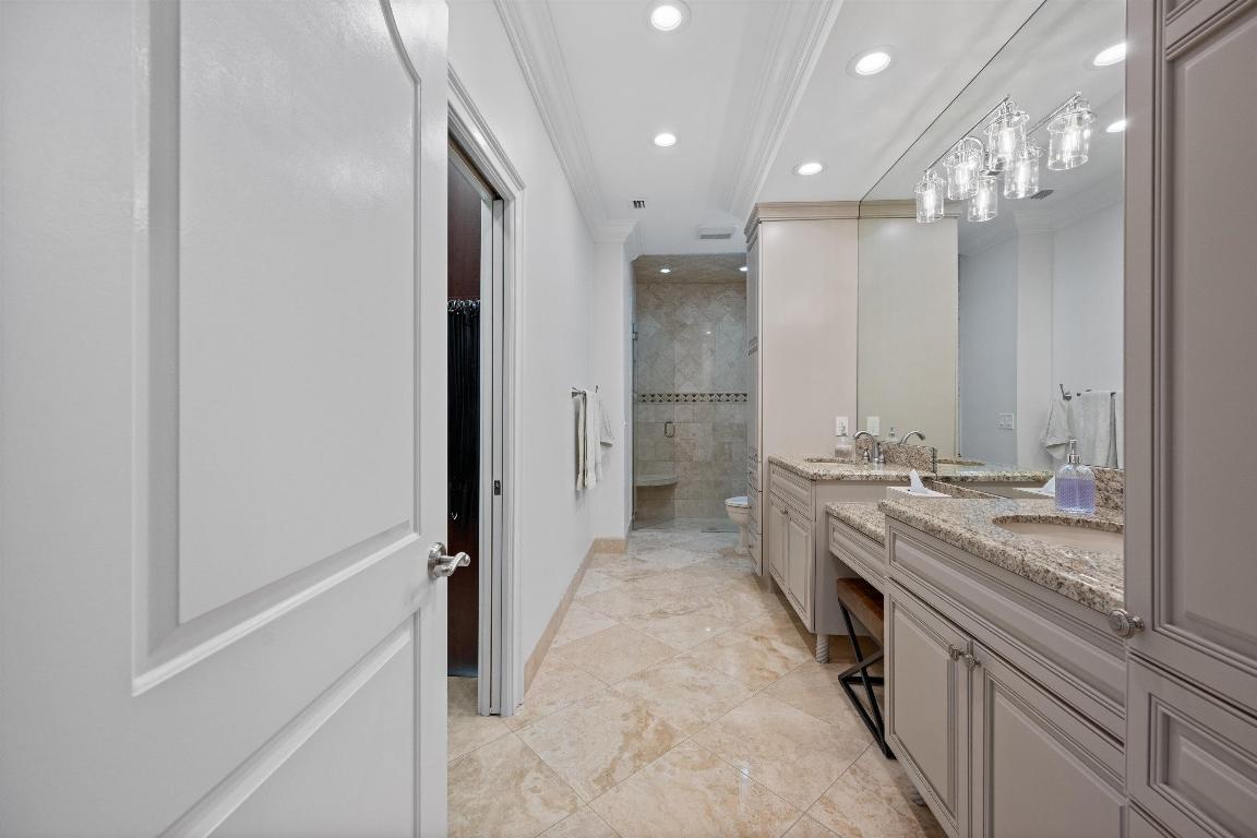 9445 E Fairway Terrace