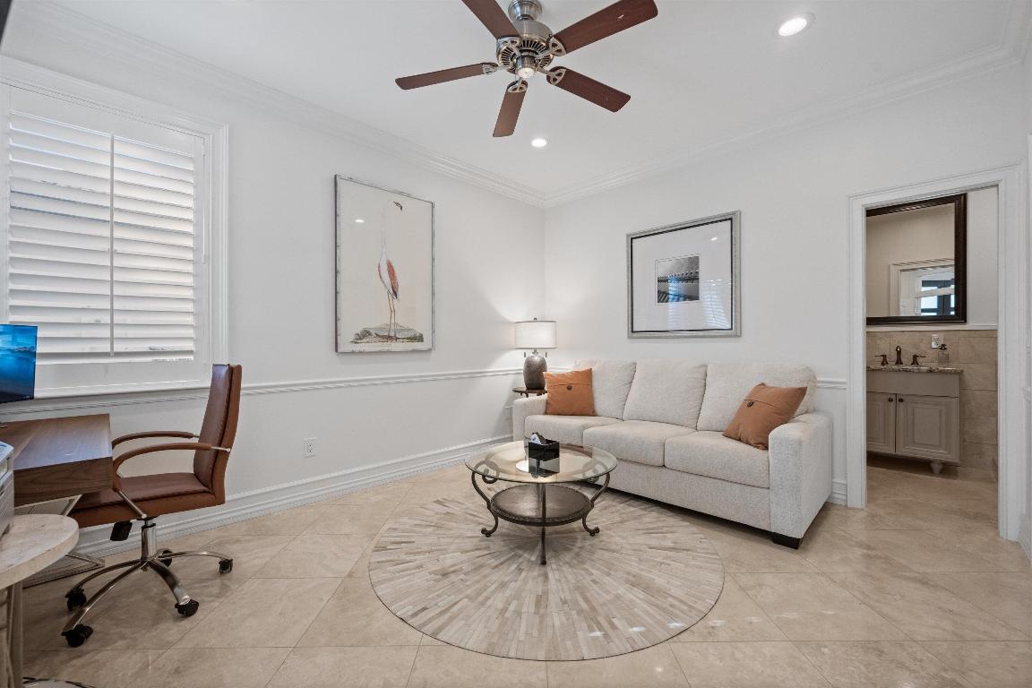 9445 E Fairway Terrace