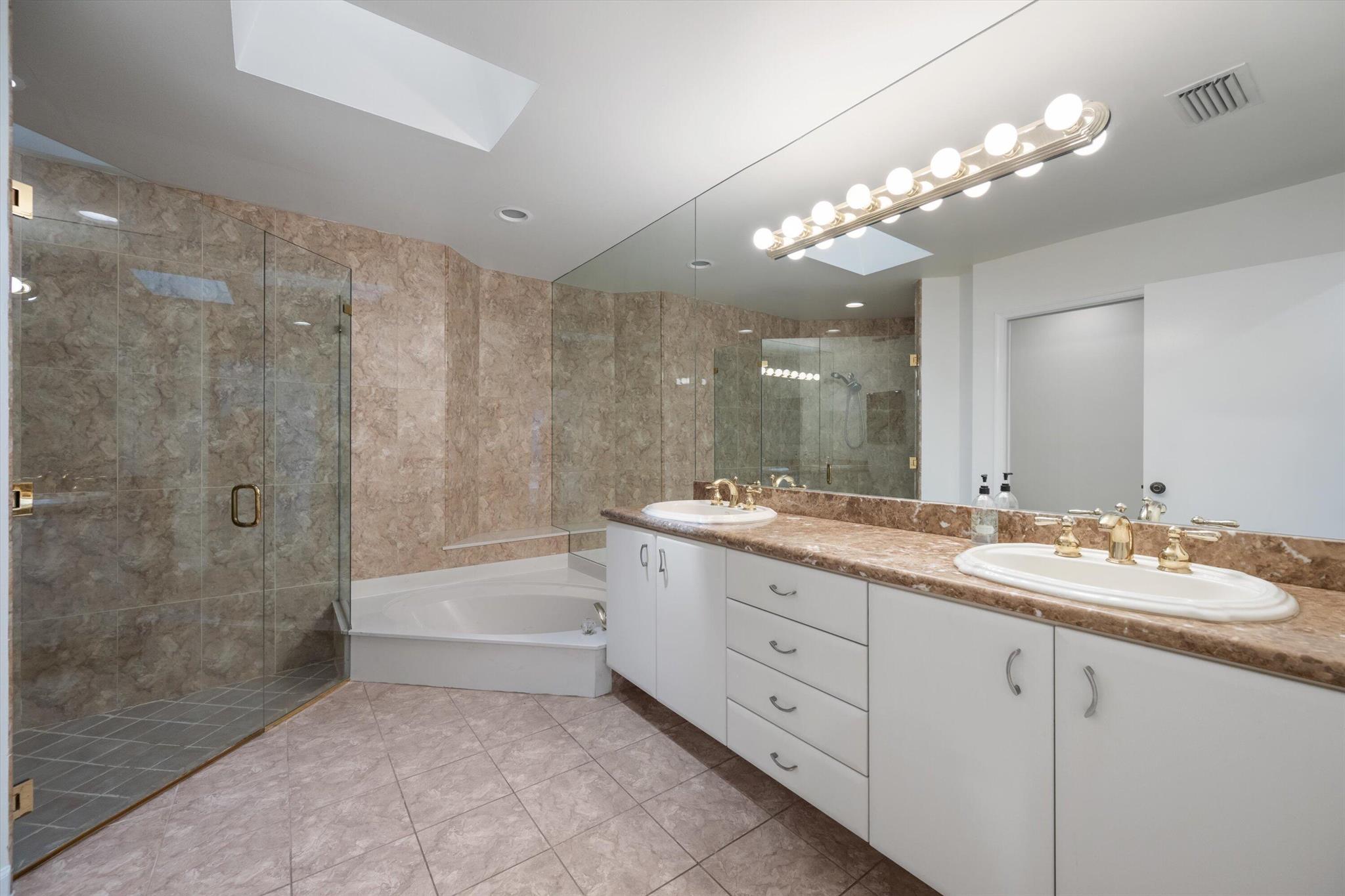 1120 Sand Drift Way D