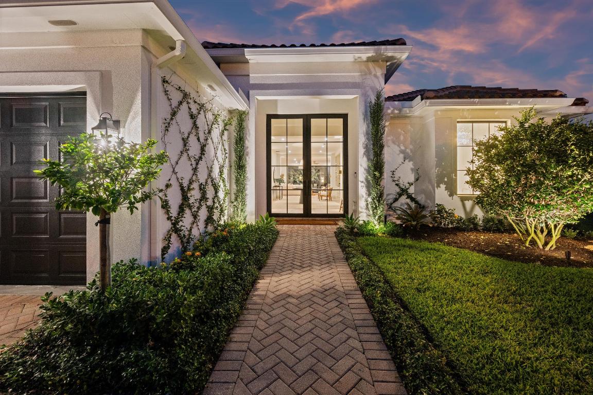 1785 Flagler Manor Circle