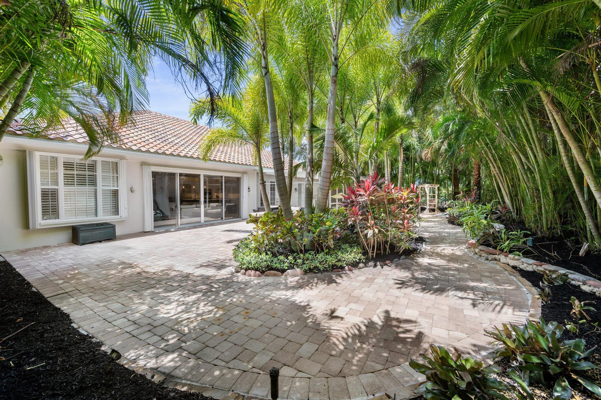 1770 Flagler Manor Circle