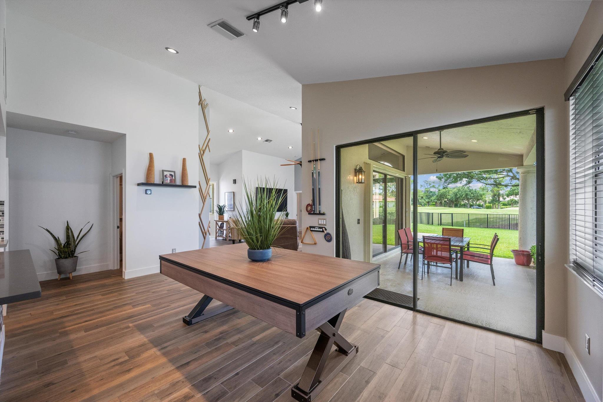 9453 E Fairway Terrace