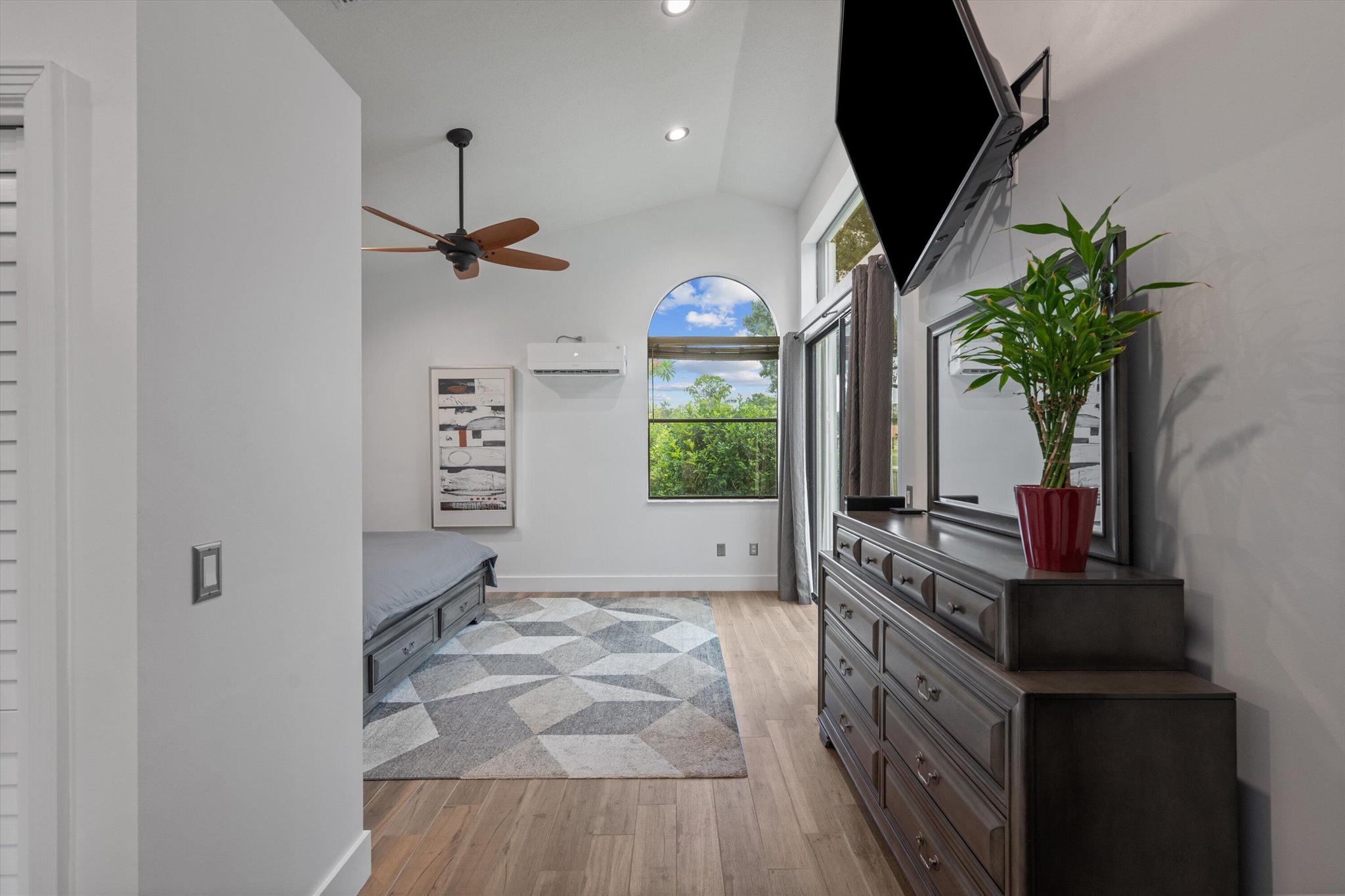 9453 E Fairway Terrace