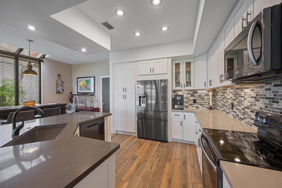 9453 E Fairway Terrace