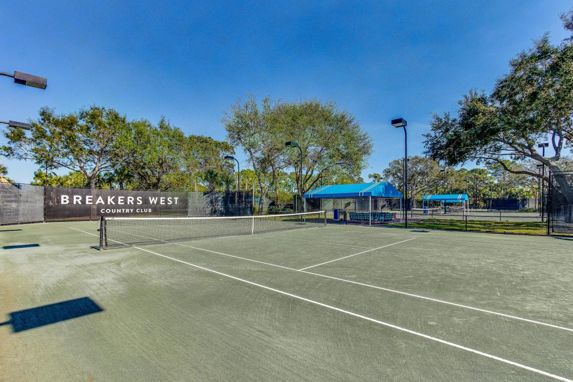 9453 E Fairway Terrace