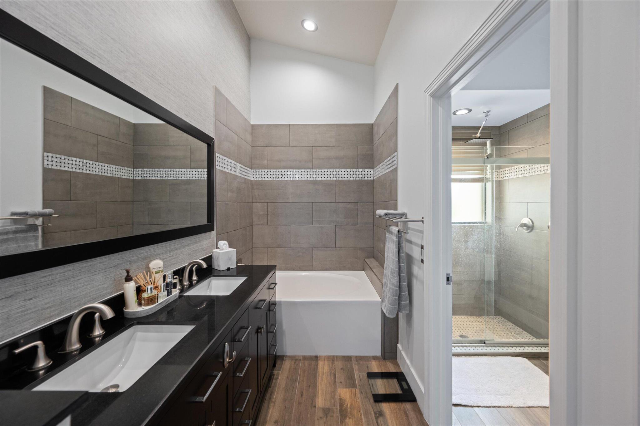 9453 E Fairway Terrace