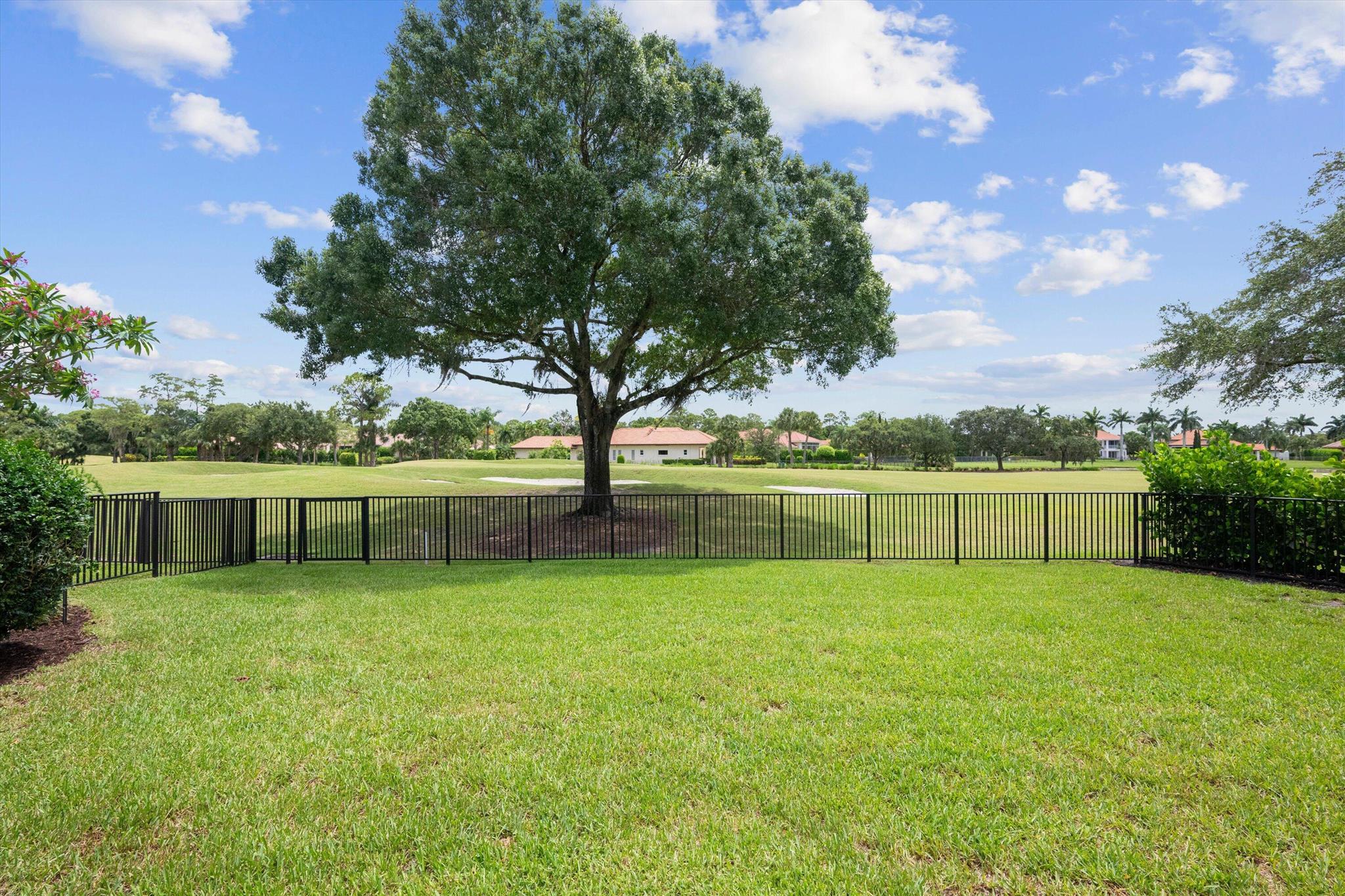 9453 E Fairway Terrace