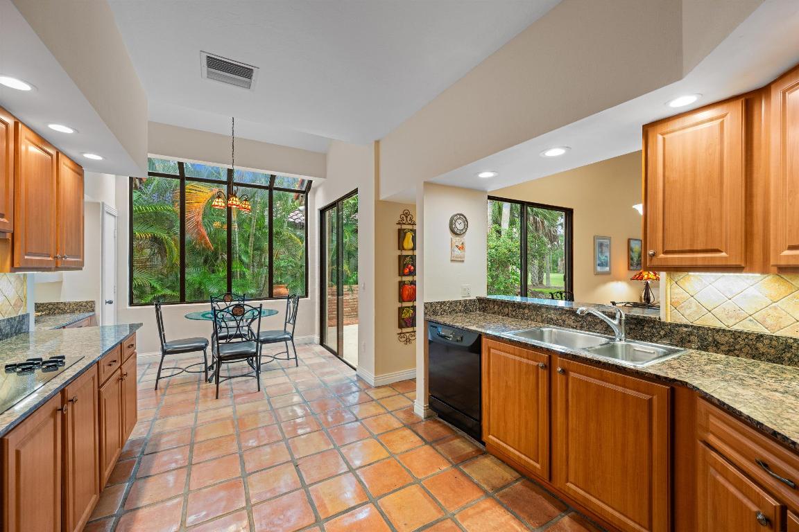 1535 Fairway Terrace