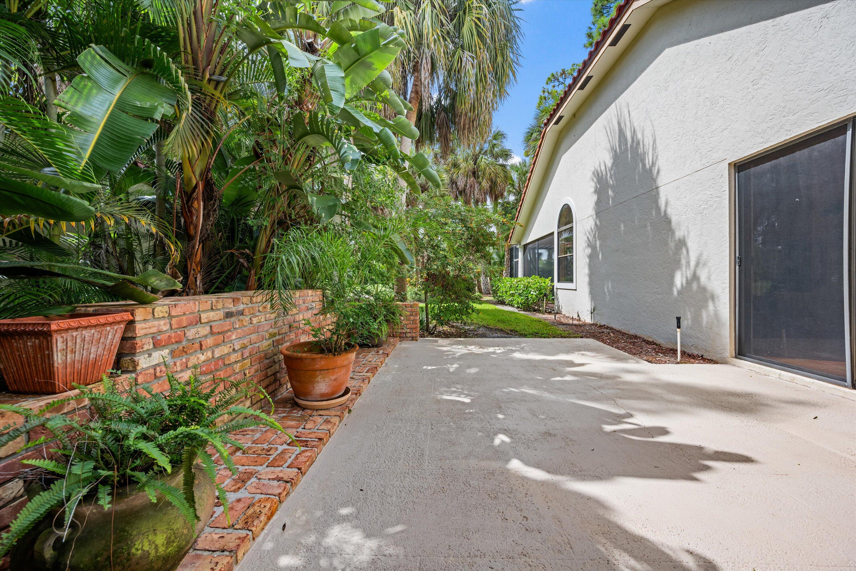 1535 Fairway Terrace