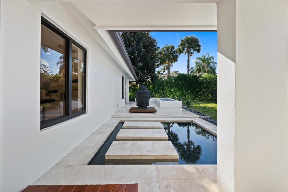 1648 Breakers West Boulevard, West Palm Beach