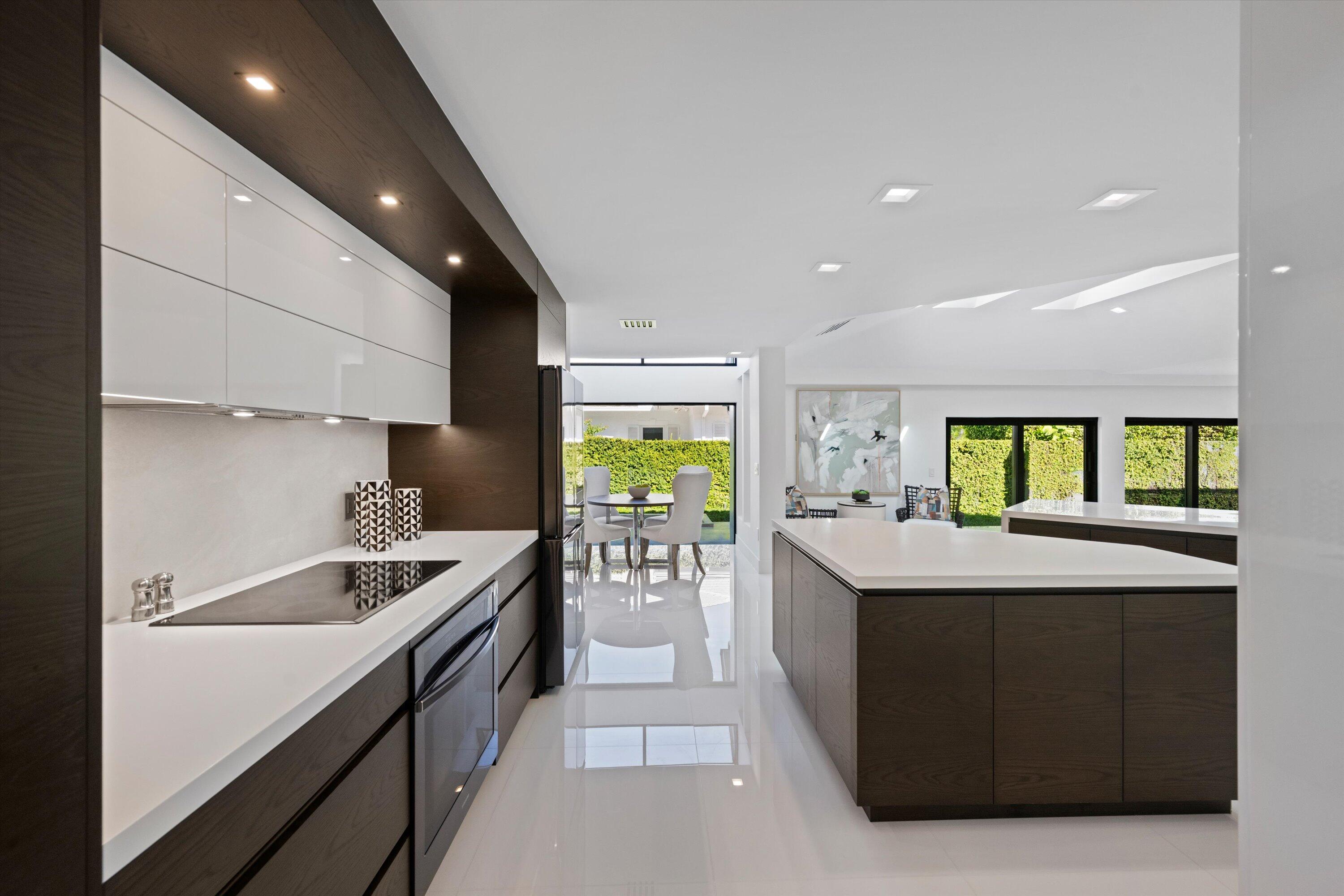 1648 Breakers West Boulevard, West Palm Beach