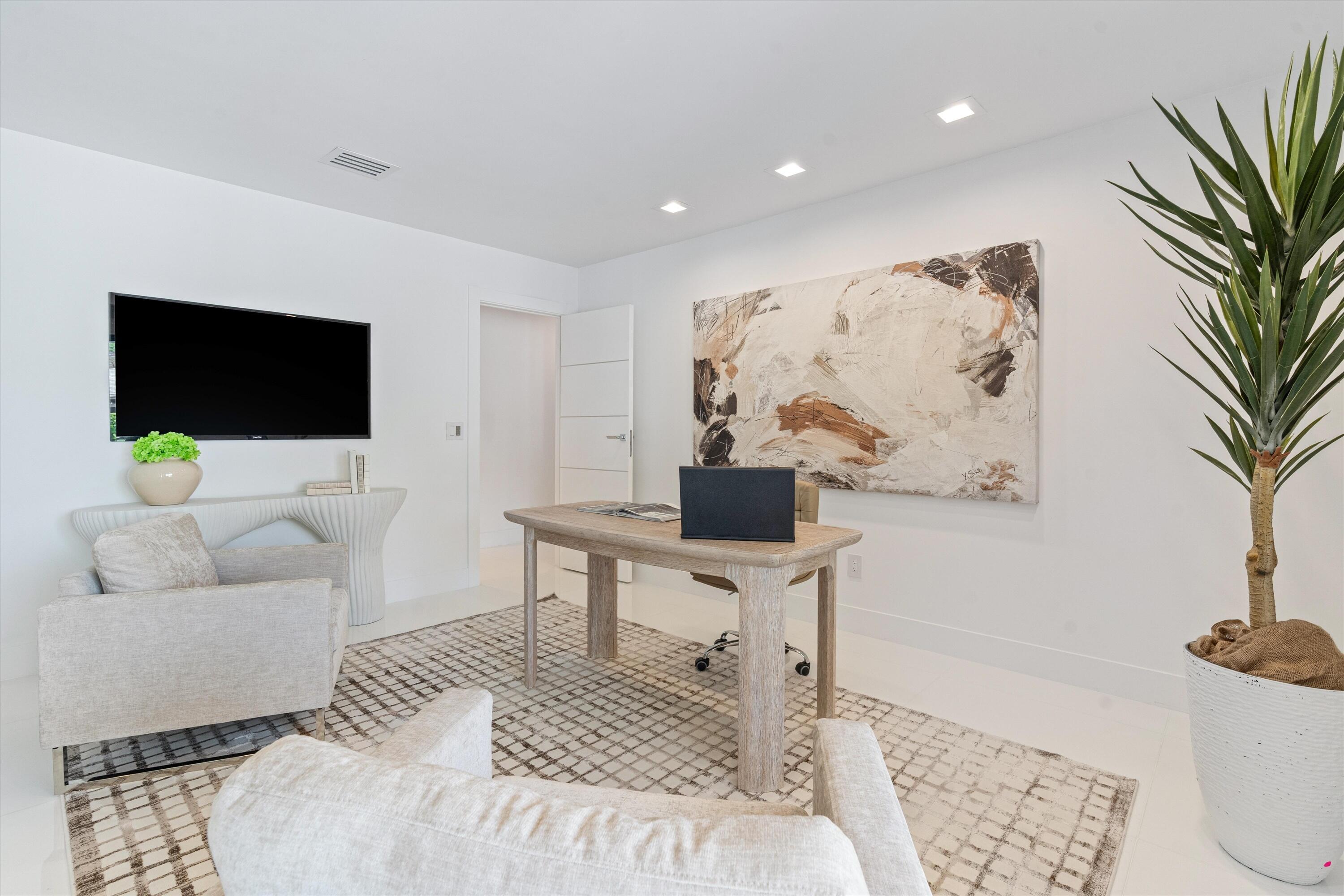 1648 Breakers West Boulevard, West Palm Beach