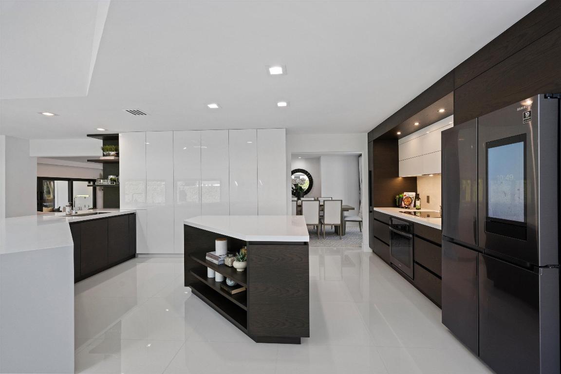 1648 Breakers West Boulevard, West Palm Beach